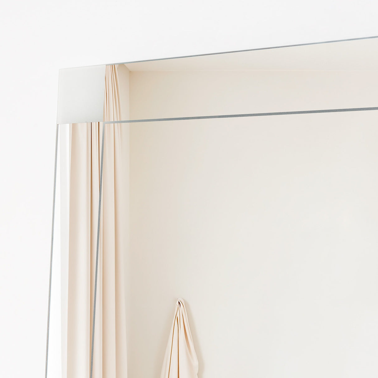 Espejo de Baño Genova Plateado 50x70cm Rectangular con Biselado - Espejos de Baño | Bylmo