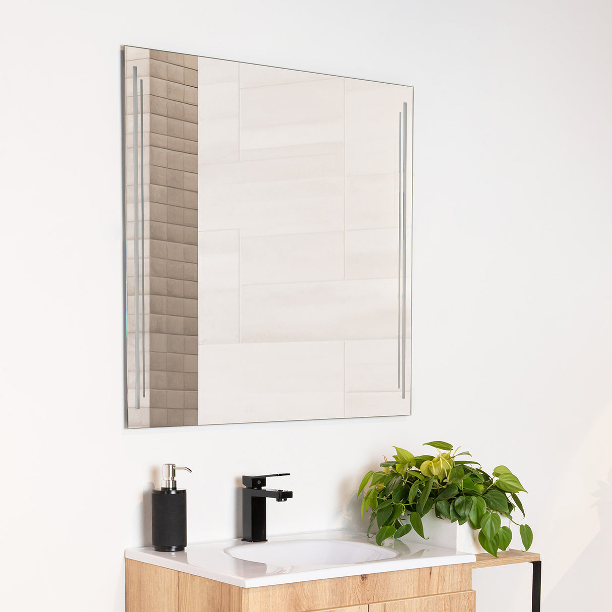 Espejo de Baño Toronto Gris 80x80cm Rectangular con Sandblasting - ESPEJOS DE BANHO | Bylmo