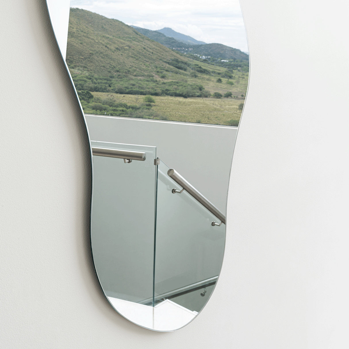 Espejo de Pared Aries Plateado 65x150cm Asimetrico sin Marco - Espejos Decorativos | Bylmo