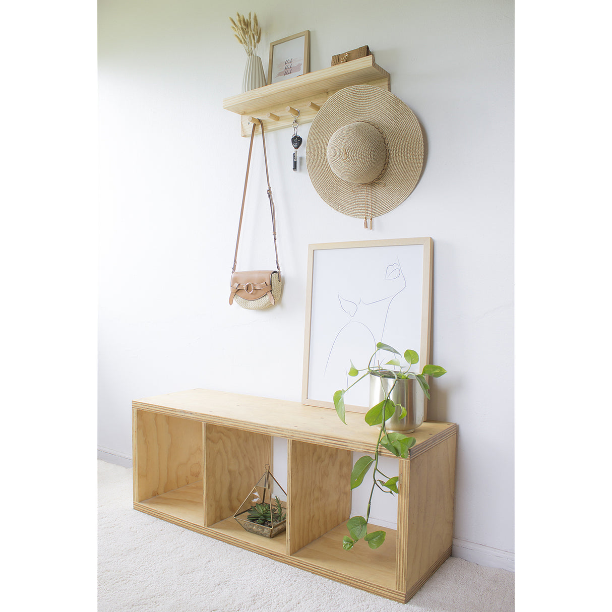 Repisa Lucid Moderna de Madera Pino 70x40 cm con Fijación Invisible - Repisas y Percheros | Bylmo