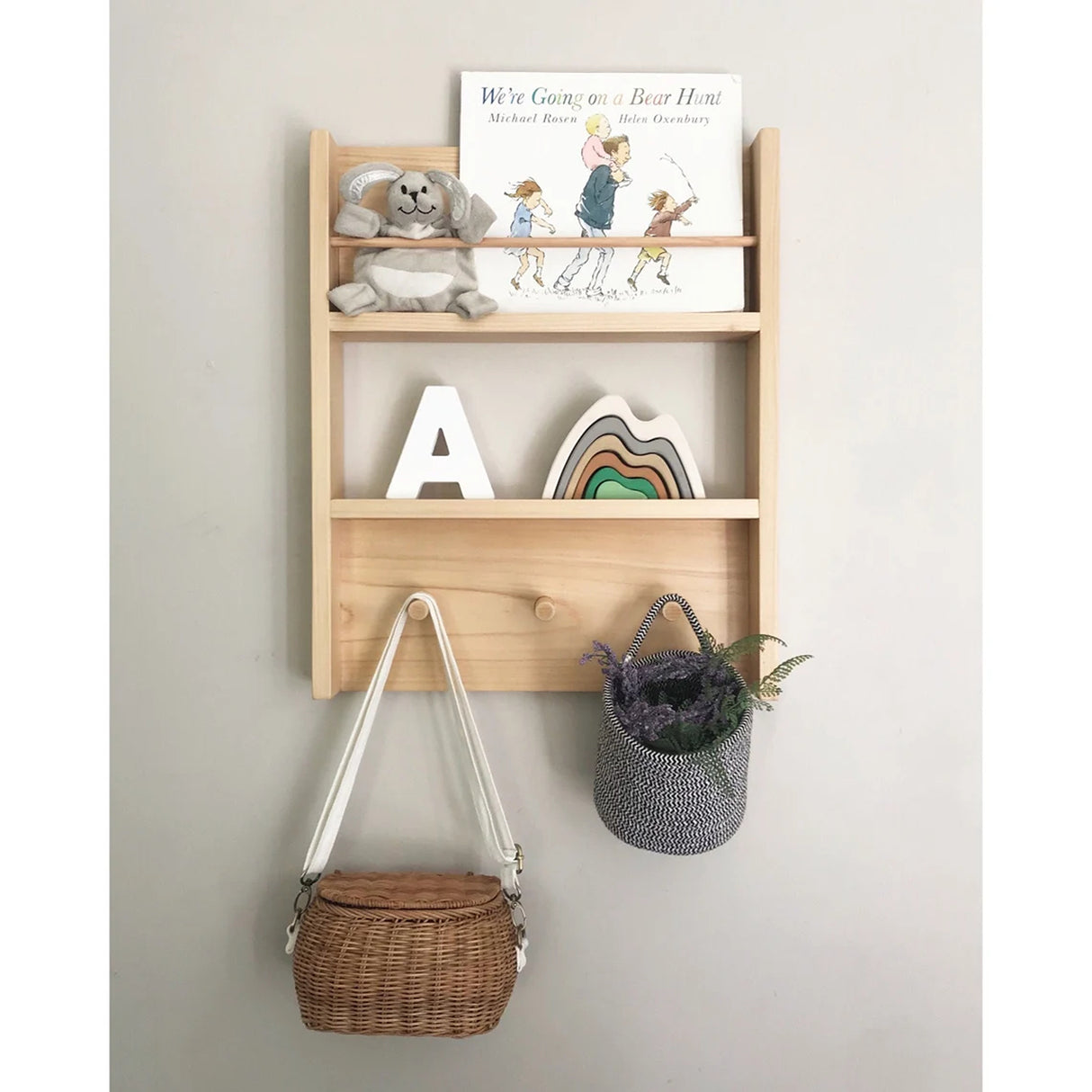 Repisa Joy Kids Madera Pino 44x53 cm Café con 2 Entrepaños Moderno - Repisas y Percheros | Bylmo