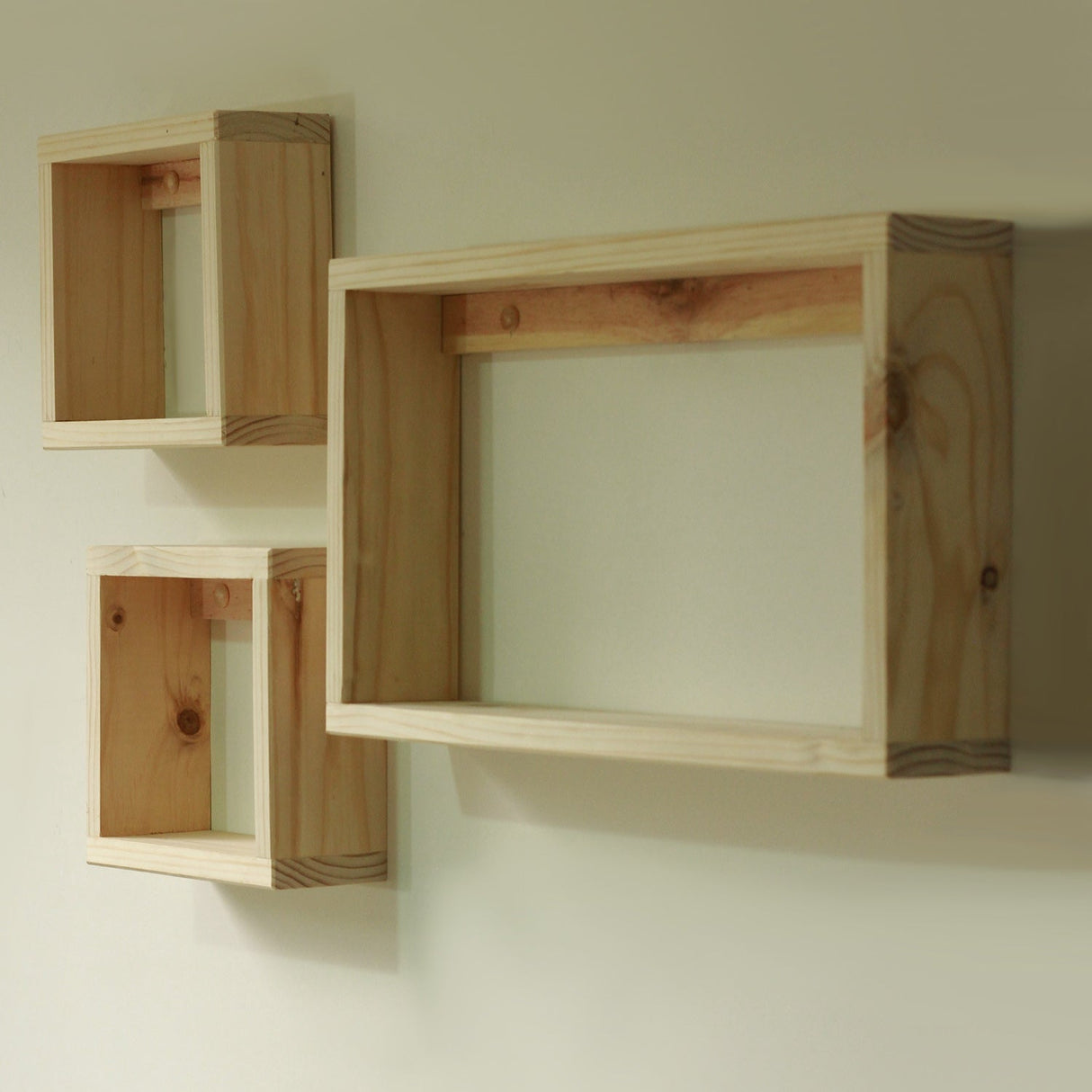 Set Repisas X 3 Rústicas Pino Radiata tipo Cubo rectangular y cuadradas 50 cm y 22.5 cm - Repisas y Percheros | Bylmo