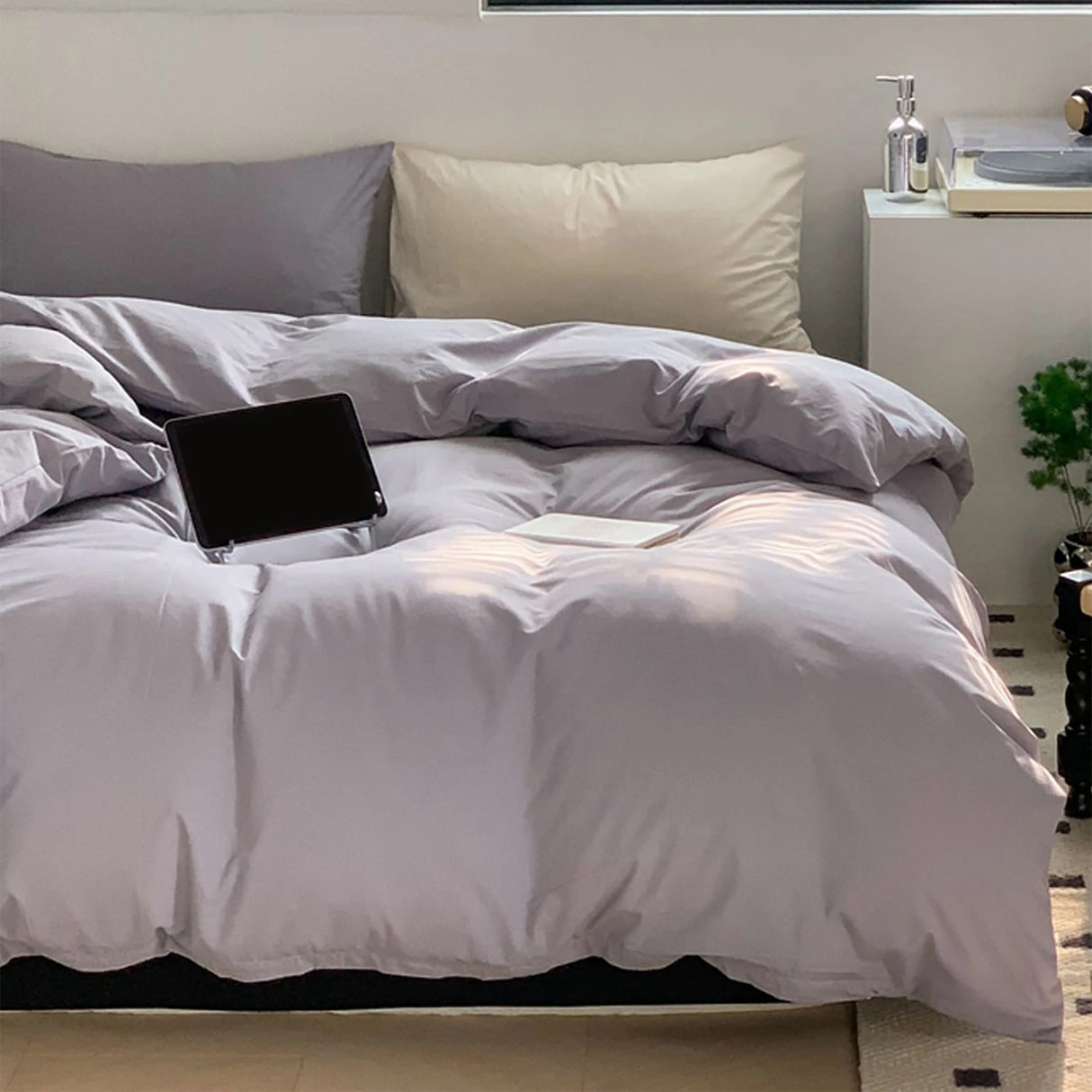 Duvet Lilis Gris Claro Para Cama King 200x190cm - Tendidos y Cubrelechos | Bylmo