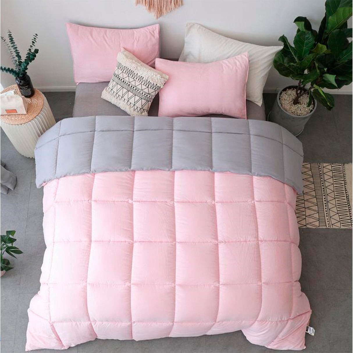 Edredón Cotona Rosado Gris Para Cama Queen 160x190cm - Tendidos y Cubrelechos | Bylmo