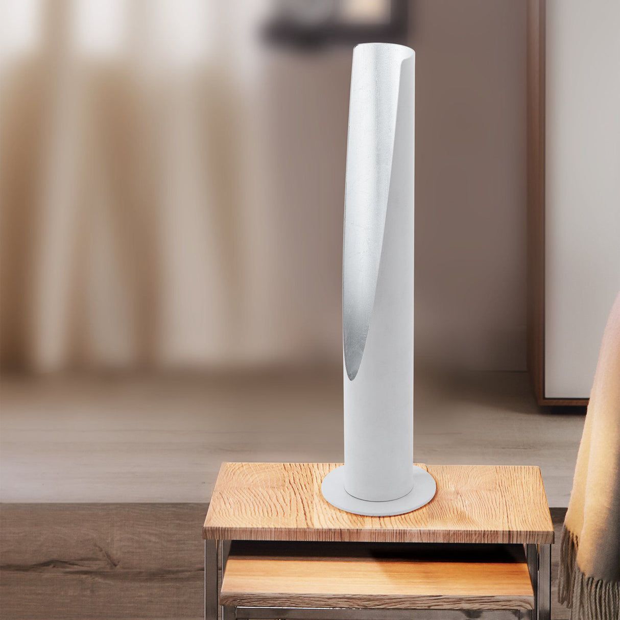 Lámpara de Mesa Industrial Blanca 39cm Diseño Industrial - Iluminacion | Bylmo