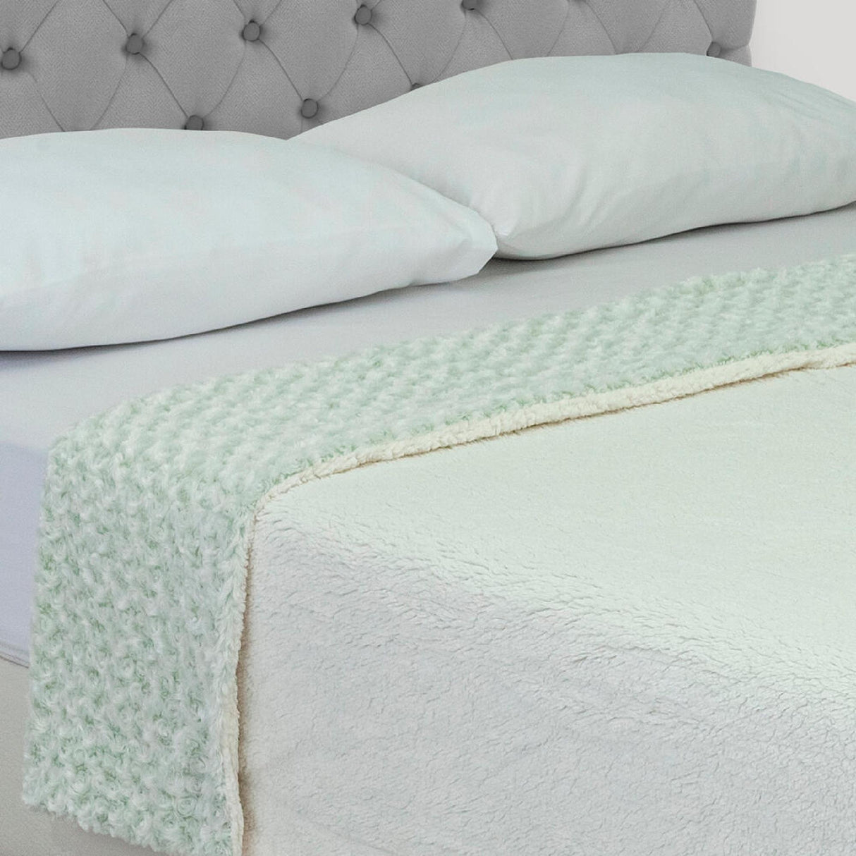 Cobija Doble Faz Ovejero Twist Verde y Beige 180x200cm Fondo Entero - Cobijas y Mantas | Bylmo