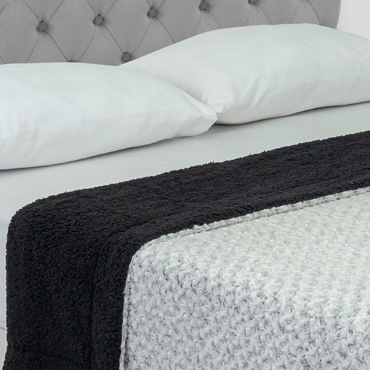 Cobija Doble Faz Ovejero Twist Gris y Negro 180x200cm Fondo Entero - Cobijas y Mantas | Bylmo