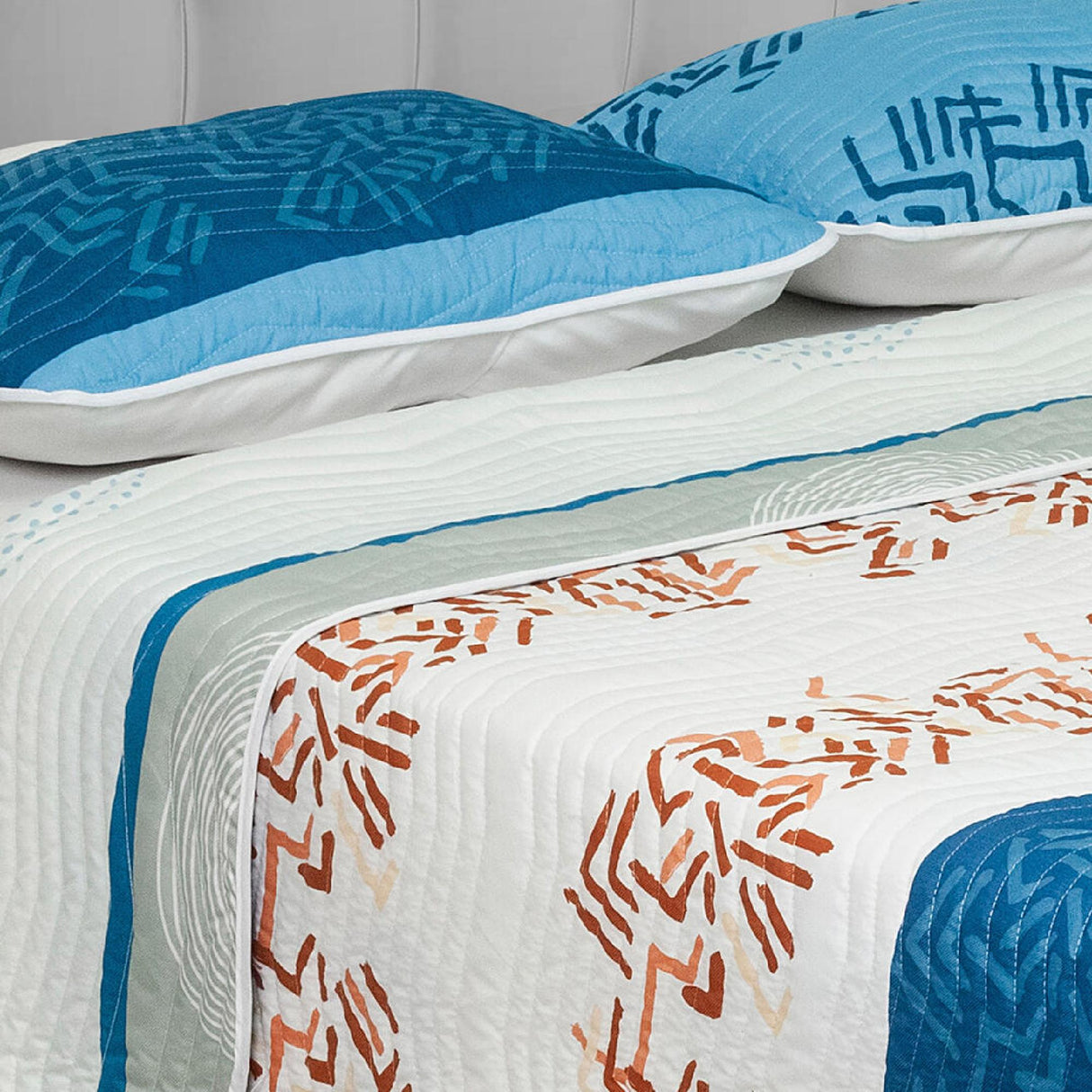 Cubrelecho Español Ambete Azul y Blanco de Líneas Étnicas Para Cama Semidoble 120 X 190 Cm - Tendidos y Cubrelechos | Bylmo