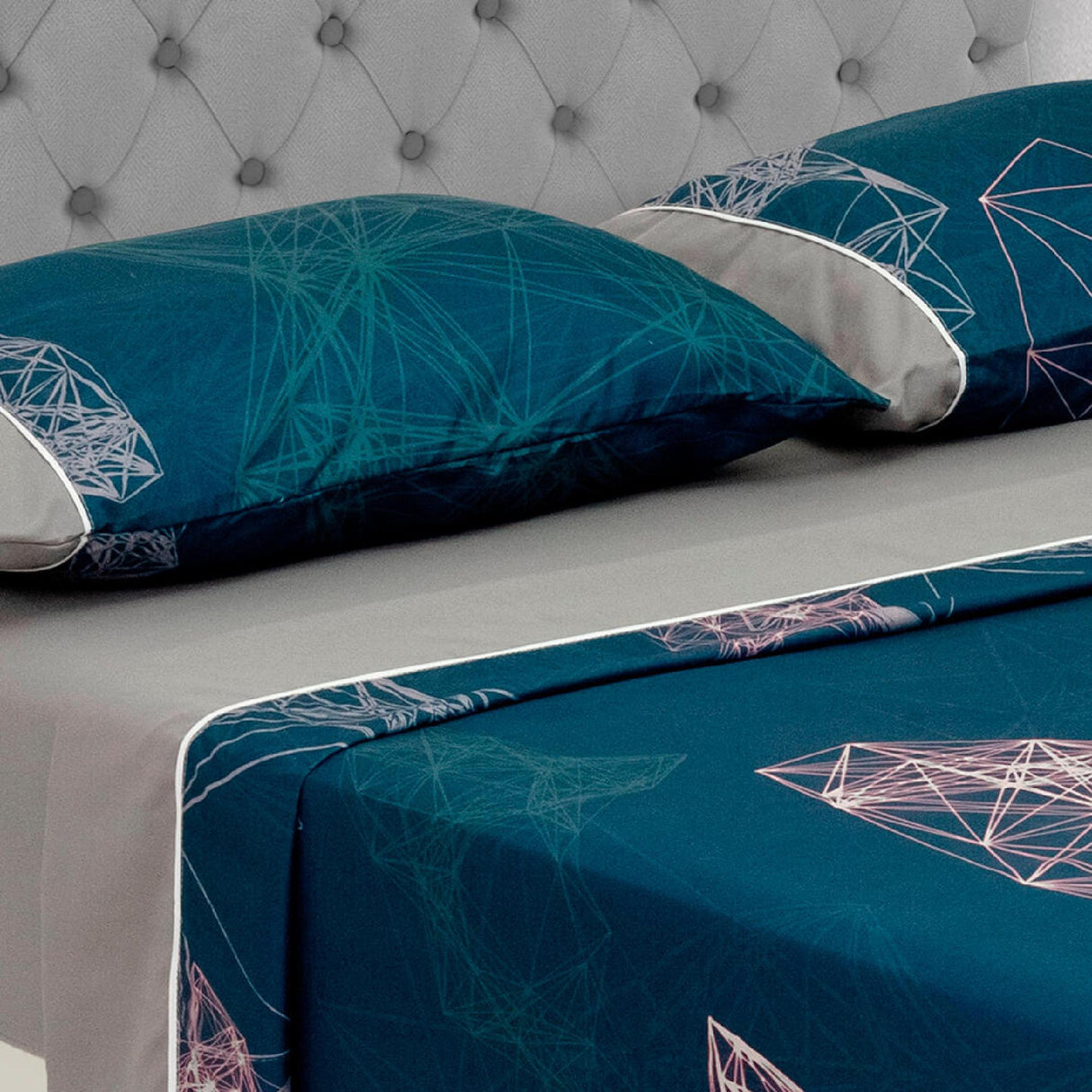 Juego de Sabanas Barcelona Cosmopolita Doble 140x190cm GrisAzul Microfibra Suavizada - Sabanas | Bylmo