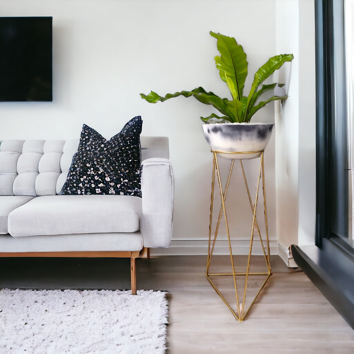 Combo Matera Bowl Grande Cónica Mármol negro y Dorado 29x14cm Tradicionales De Piso Con Base Metálica - MATERAS Y MACETAS | Bylmo