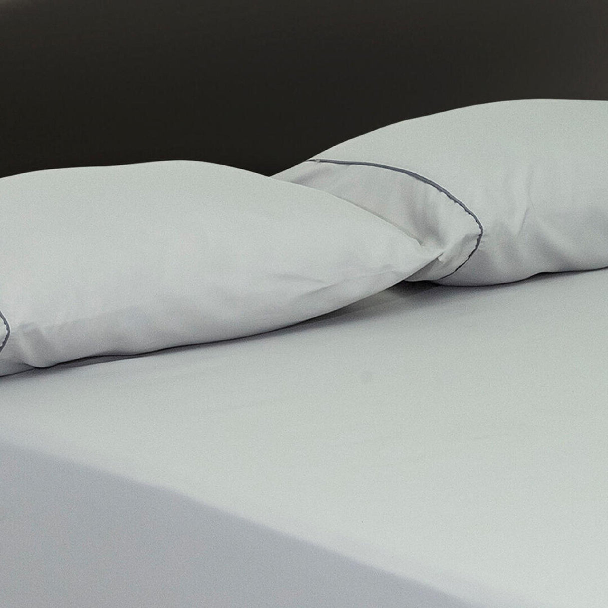 Sábana Ajustable Basic Fondo Entero Gris Claro Para Cama Doble 140 X 190 Cm - SABANAS | Bylmo