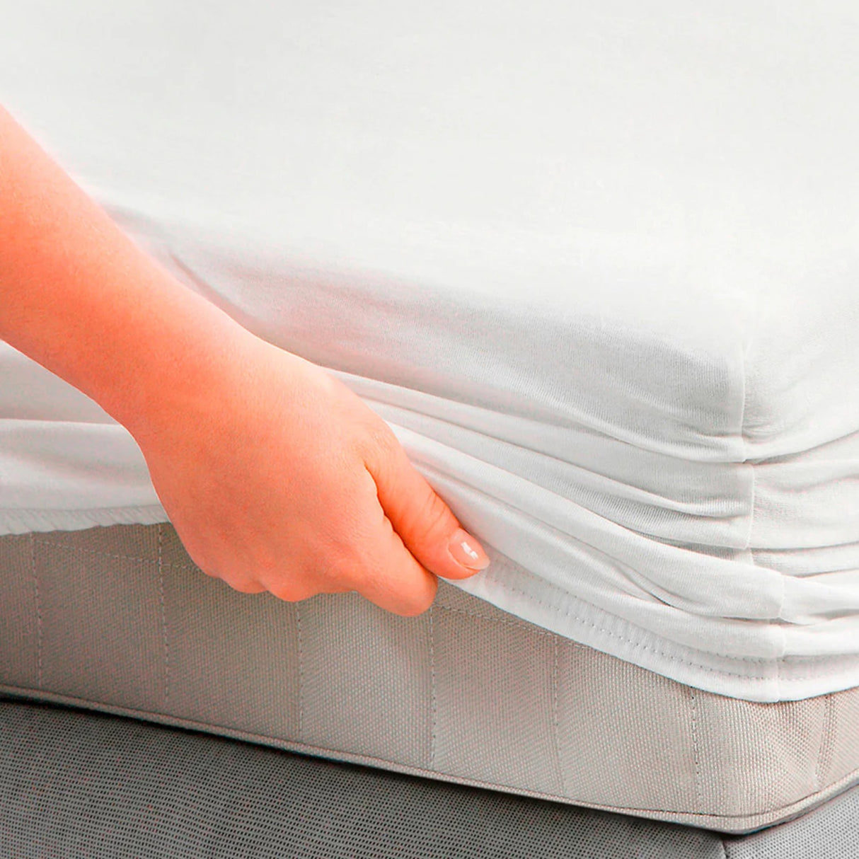 Protector de Colchón Impermeable Punto Blanco Para Cama Queen 160 X 190 Cm - PROTECTORES DE COLCHON | Bylmo