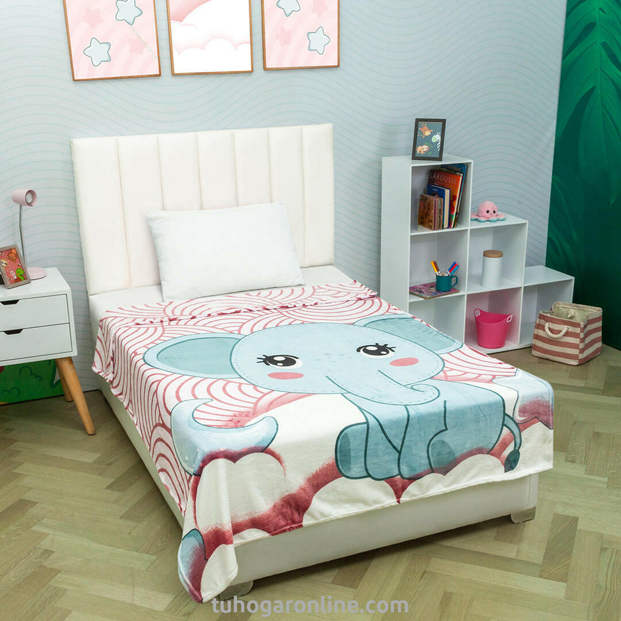 Cobija Zoo Blanco y Fucsia 150x200cm Elefante Y Luna Extrasuave - COBIJAS Y MANTAS | Bylmo