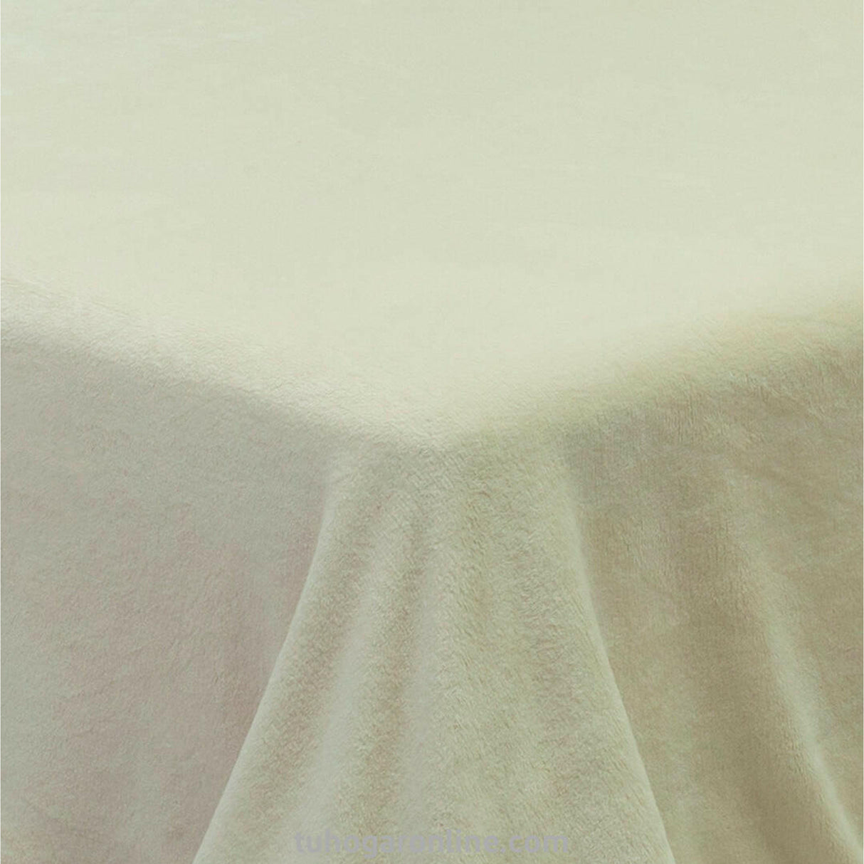 Cobija Soft Blanco Hueso 180x200cm Fondo Entero Extrasuave - COBIJAS Y MANTAS | Bylmo