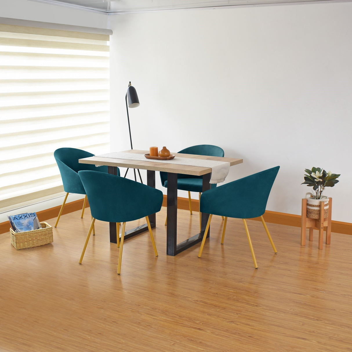 Silla de Comedor Aurora Petróleo 61x77cm Asiento Ovalado Con Apoya Brazos - SILLAS Y BUTACOS | Bylmo