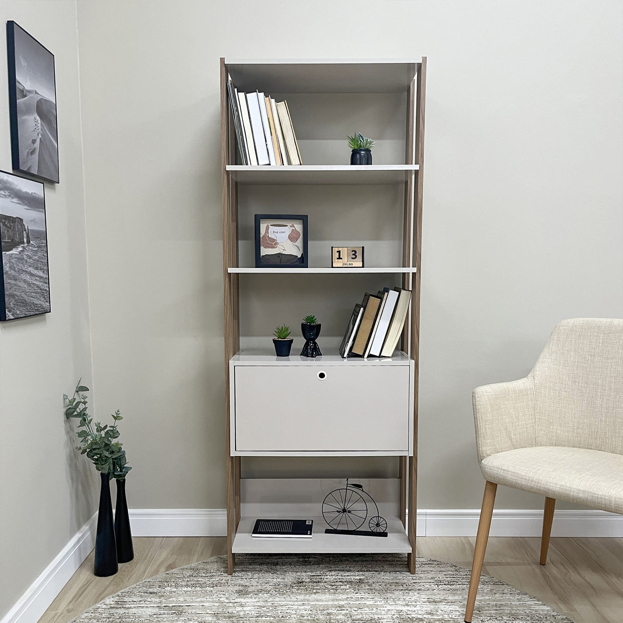 Estantería Rectangular Match Roble y Off White 63x166cm Con Cinco Entrepaños - BIBLIOTECAS Y ESTANTERIAS | Bylmo