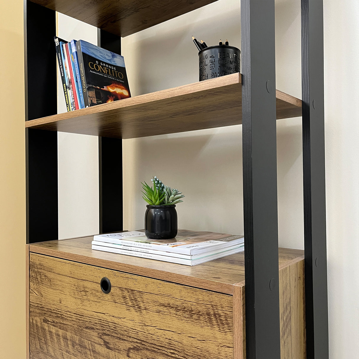 Estantería Rectangular Match Pino y Negro 63x166cm Con Cinco Entrepaños - BIBLIOTECAS Y ESTANTERIAS | Bylmo