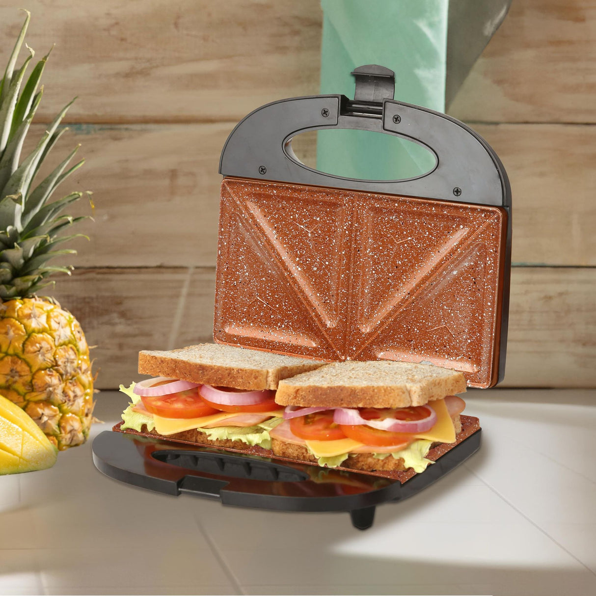 Sanduchera Negro y Cobre 21.5x9cm de Dos Puestos Triangular - SANDUCHERAS Y WAFLERAS | Bylmo