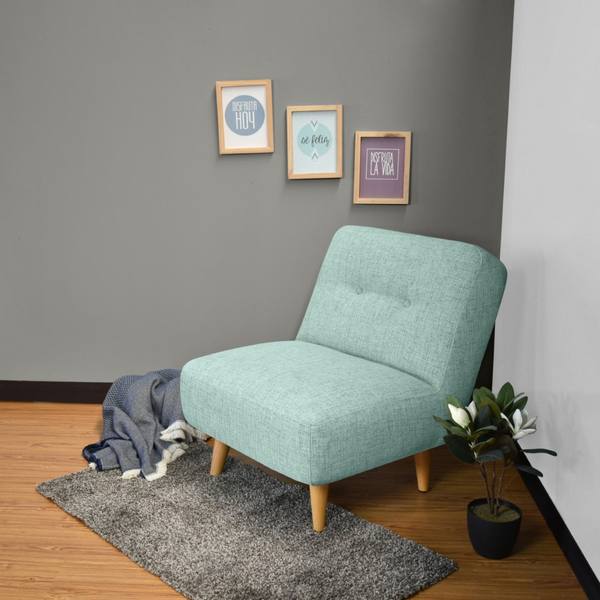 Poltrona Baltimore Aqua 70x81cm de Un Puesto - SOFAS Y POLTRONAS | Bylmo