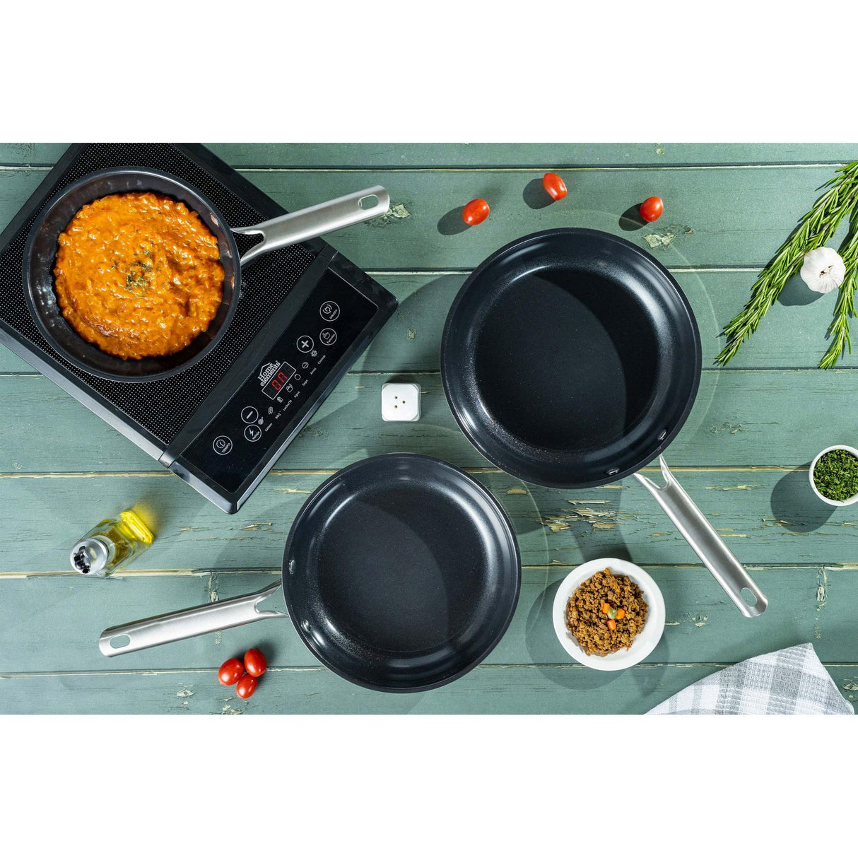 Sarten Plateado y Negro 25.5x6.6cm De 0.5 Litros Apta para Inducción con Mango de Acero Inoxidable - OLLAS Y SARTENES | Bylmo