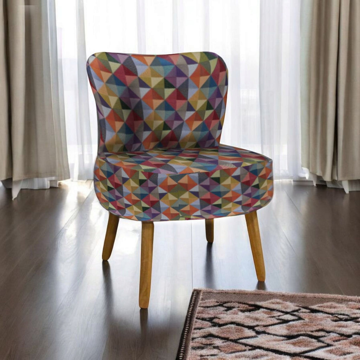 Poltrona Nikki Colors 63x77cm con Patas y con Tapizado Liso - SOFAS Y POLTRONAS | Bylmo