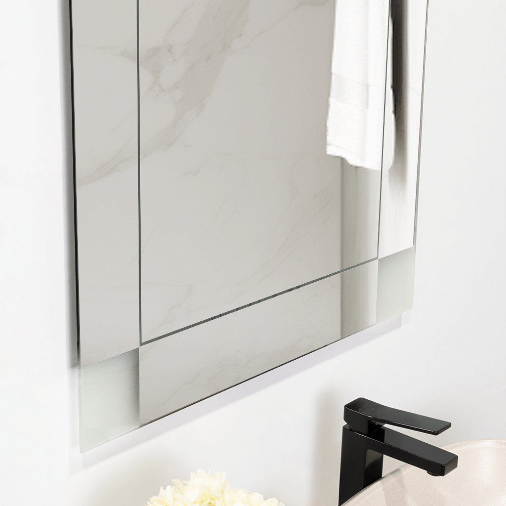 Espejo de Baño Yorlin Gris 60x80cm Rectangular sin Marco y con Sandblasting - ESPEJOS DE BANHO | Bylmo