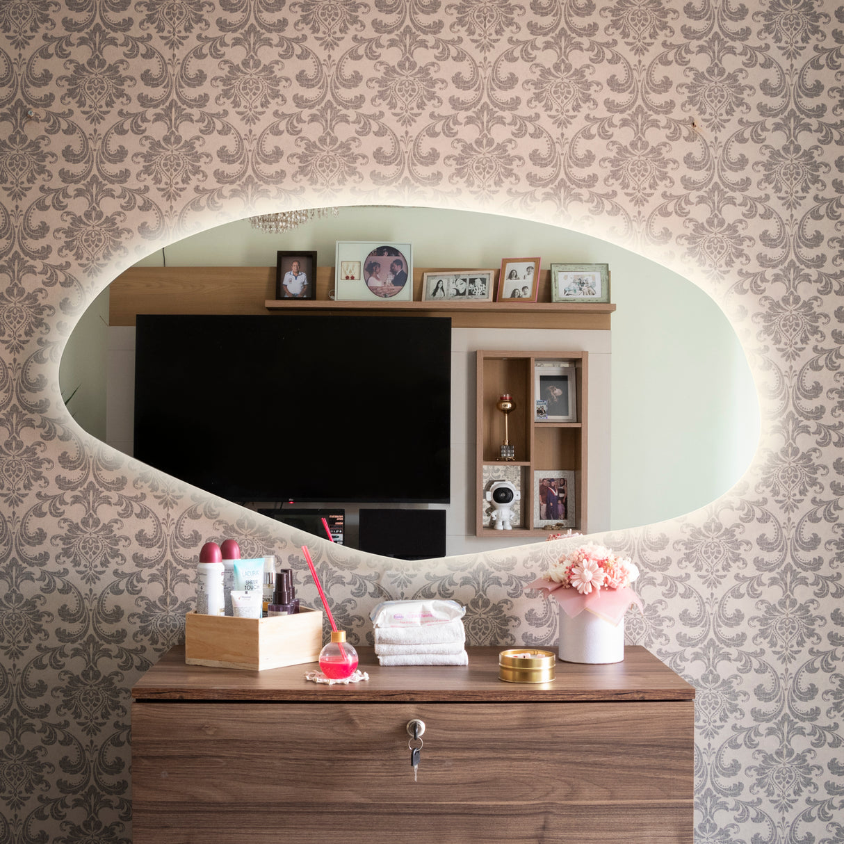 Espejo de Baño Asimetrico Allende 120x60cm Flotado Sin Marco y con Iluminación LED - ESPEJOS DE BANHO | Bylmo