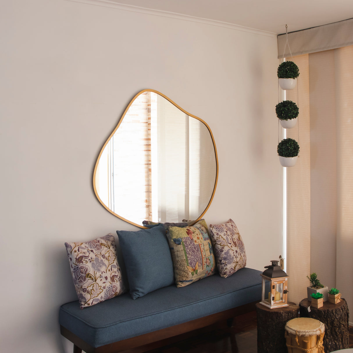 Espejo de Pared Asimetrico Tahiti Dorado 90x100cm con Marco En Madera - ESPEJOS DE PARED | Bylmo