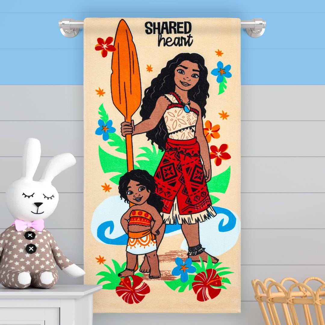 Toalla Infantil de Cuerpo Aventura Oceánica Multicolor 60x120cm Moana - TOALLAS | Bylmo