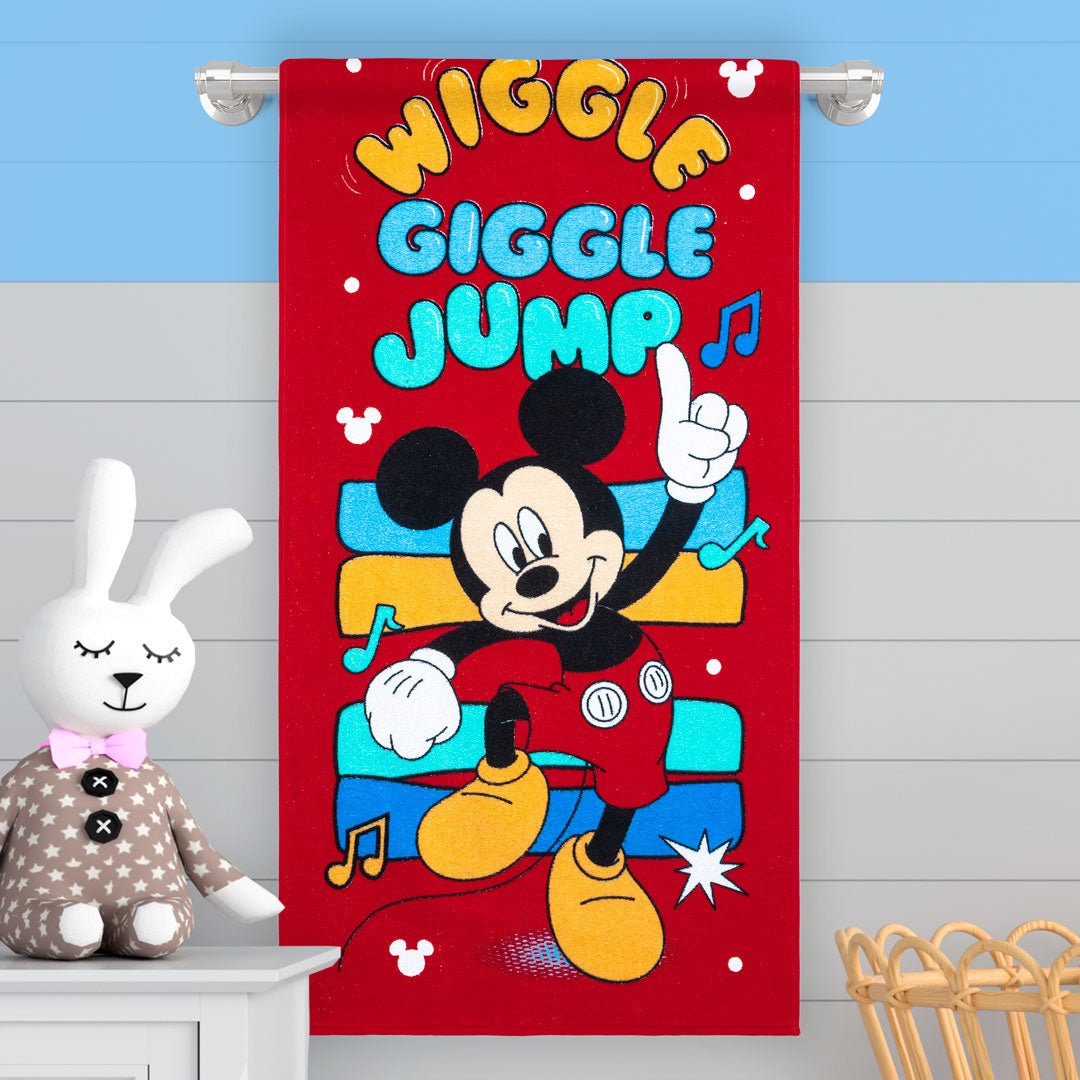 Toalla Infantil de Cuerpo Multicolor 60x120cm Mickey - TOALLAS | Bylmo