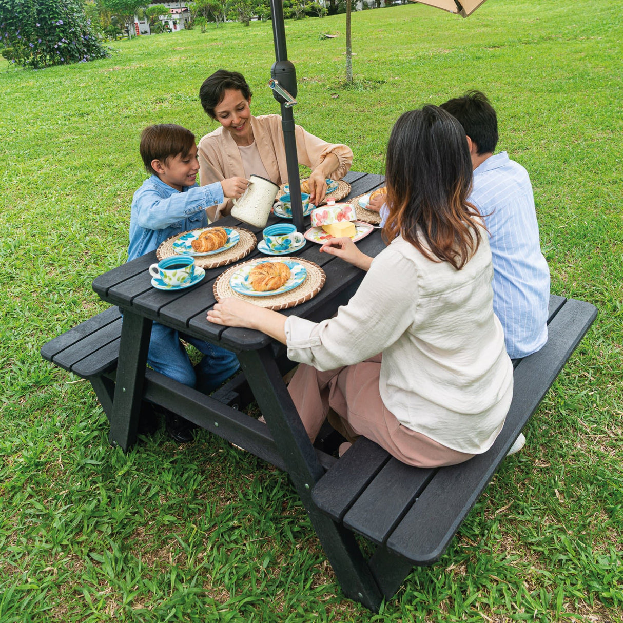 Mesa de Picnic Eucalipto Negro 120x75cm Rectangular de Cuatro Puestos con Dos Sillas - MESAS DE EXTERIOR | Bylmo