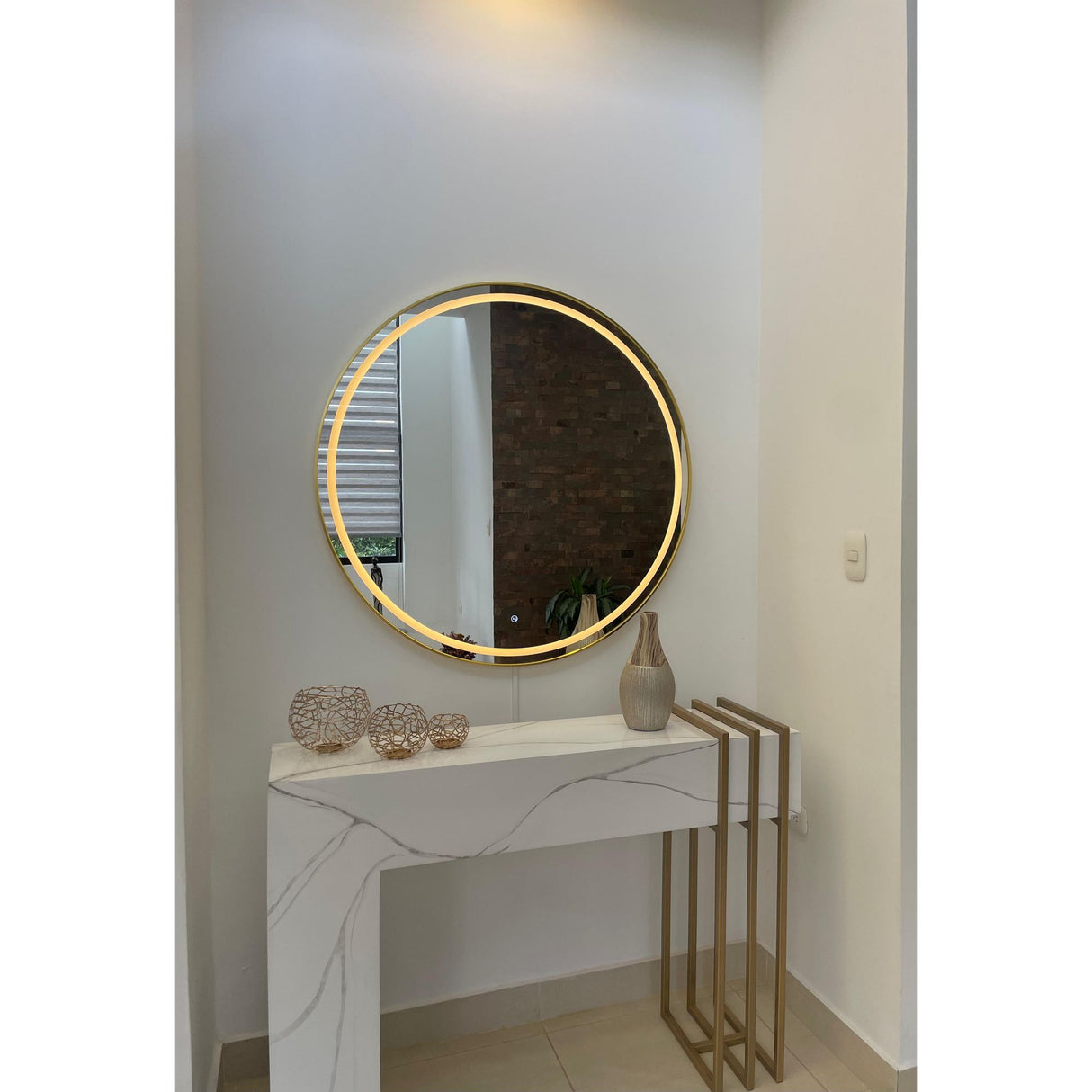 Espejo de Pared Roma Dorado 100x100cm Redondo con Marco Metalico y con Iluminación - ESPEJOS DE PARED | Bylmo