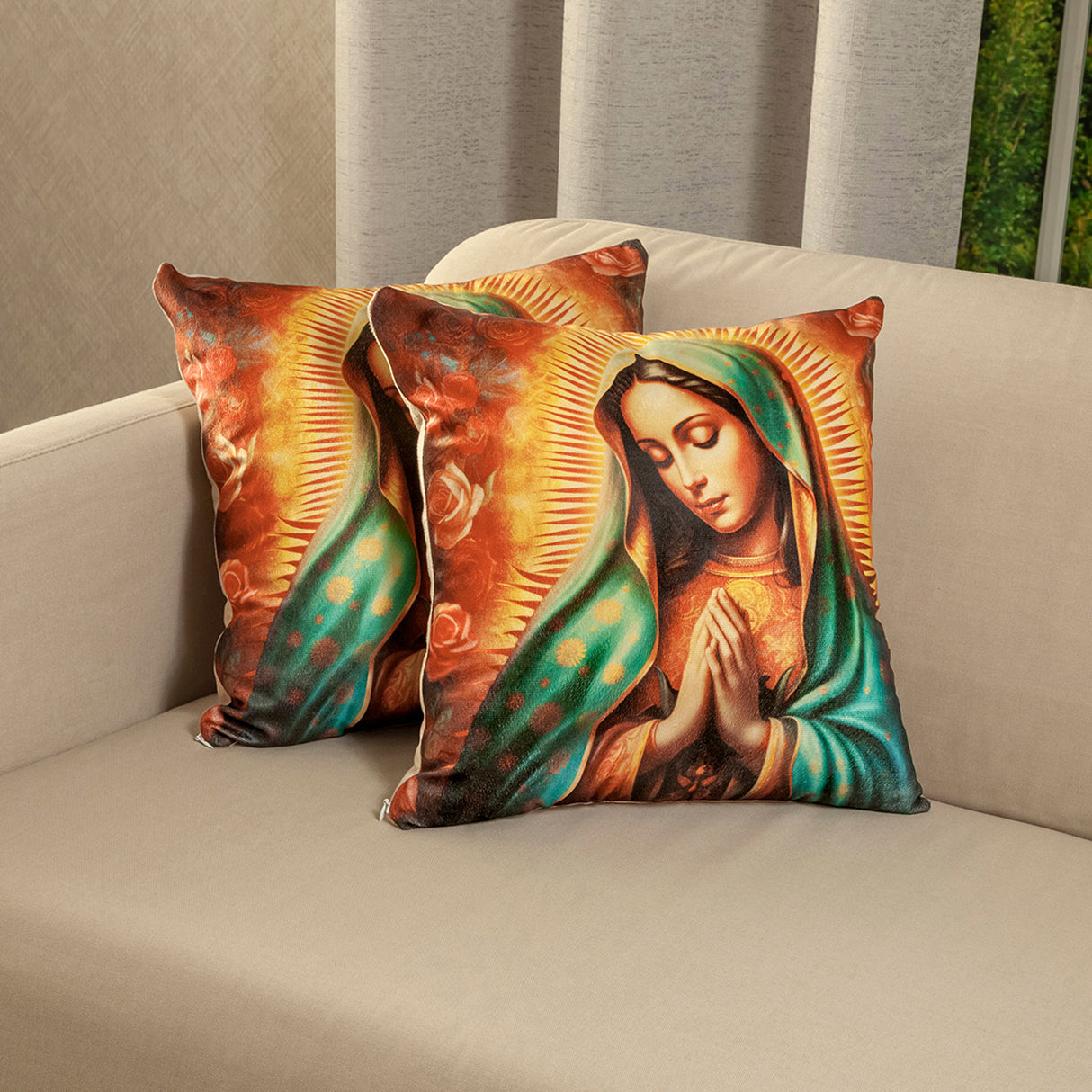 Set X 2 Fundas de Cojines Jardín del Edén Multicolor 45x45cm Cuadrados Virgen De Guadalupe entre Rosas