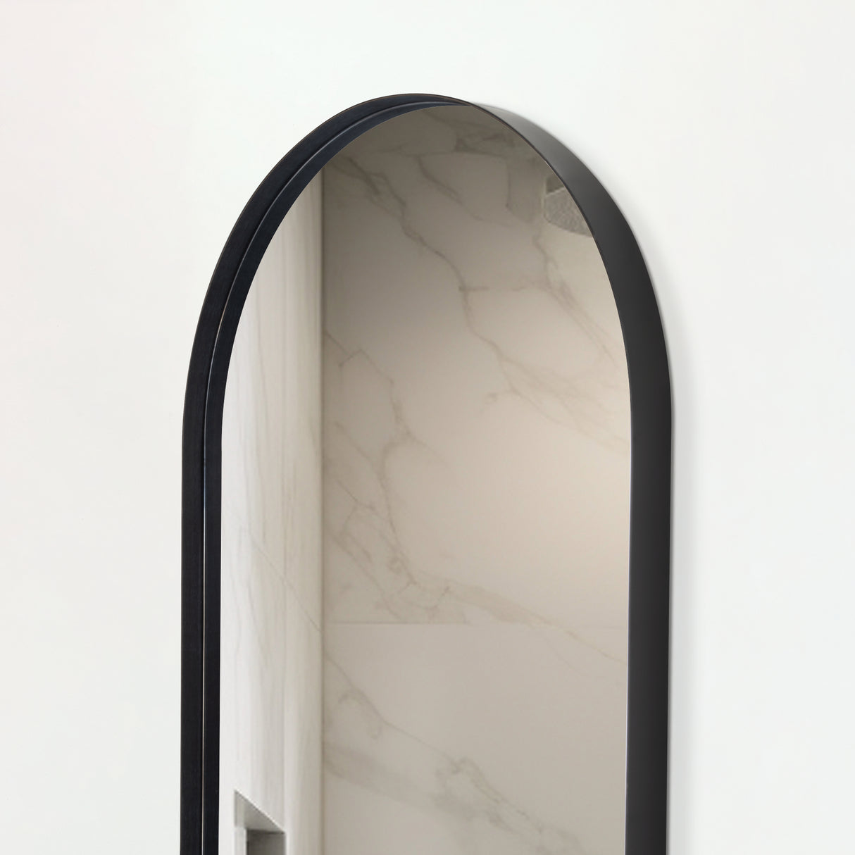 Espejo de Baño Grecia Negro 40x76cm Ovalado con Marco En PVC - ESPEJOS DE BANHO | Bylmo