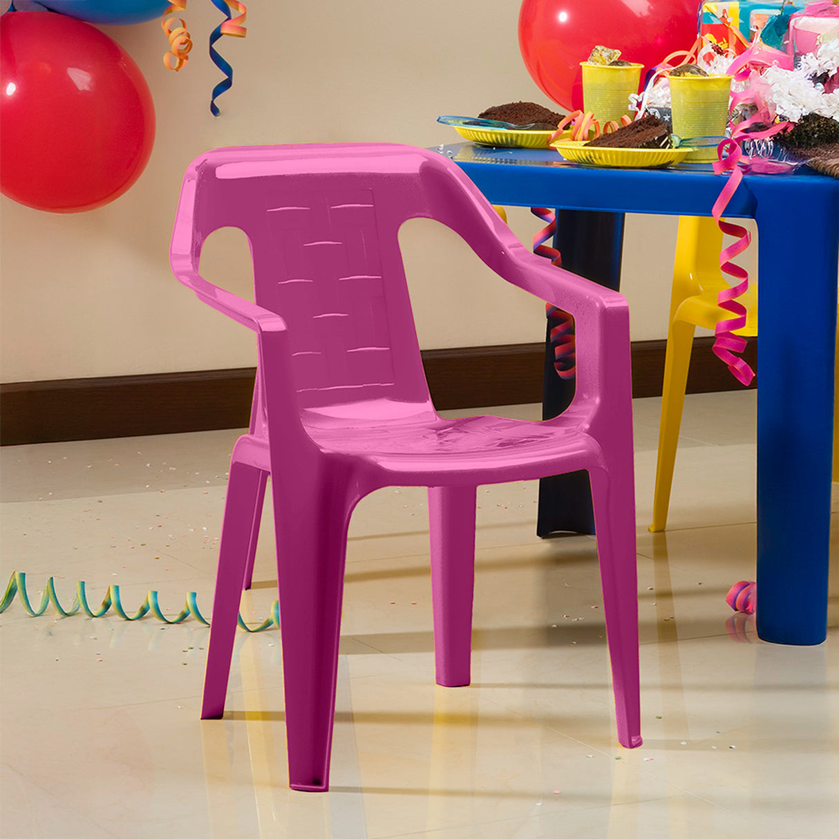 Silla Infantil Rimax Estrella Fucsia 38x53.5cm con Espaldor y con Apoya Brazos - SILLAS Y BUTACOS | Bylmo