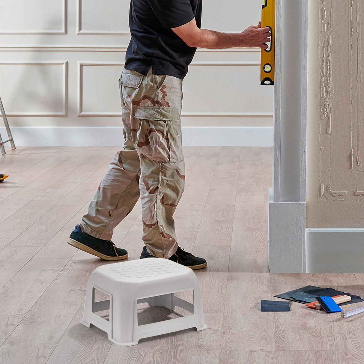 Butaco Rimax Blanco 41.5x23.7cm sin Espaldar y sin Apoya Brazos - SILLAS Y BUTACOS | Bylmo