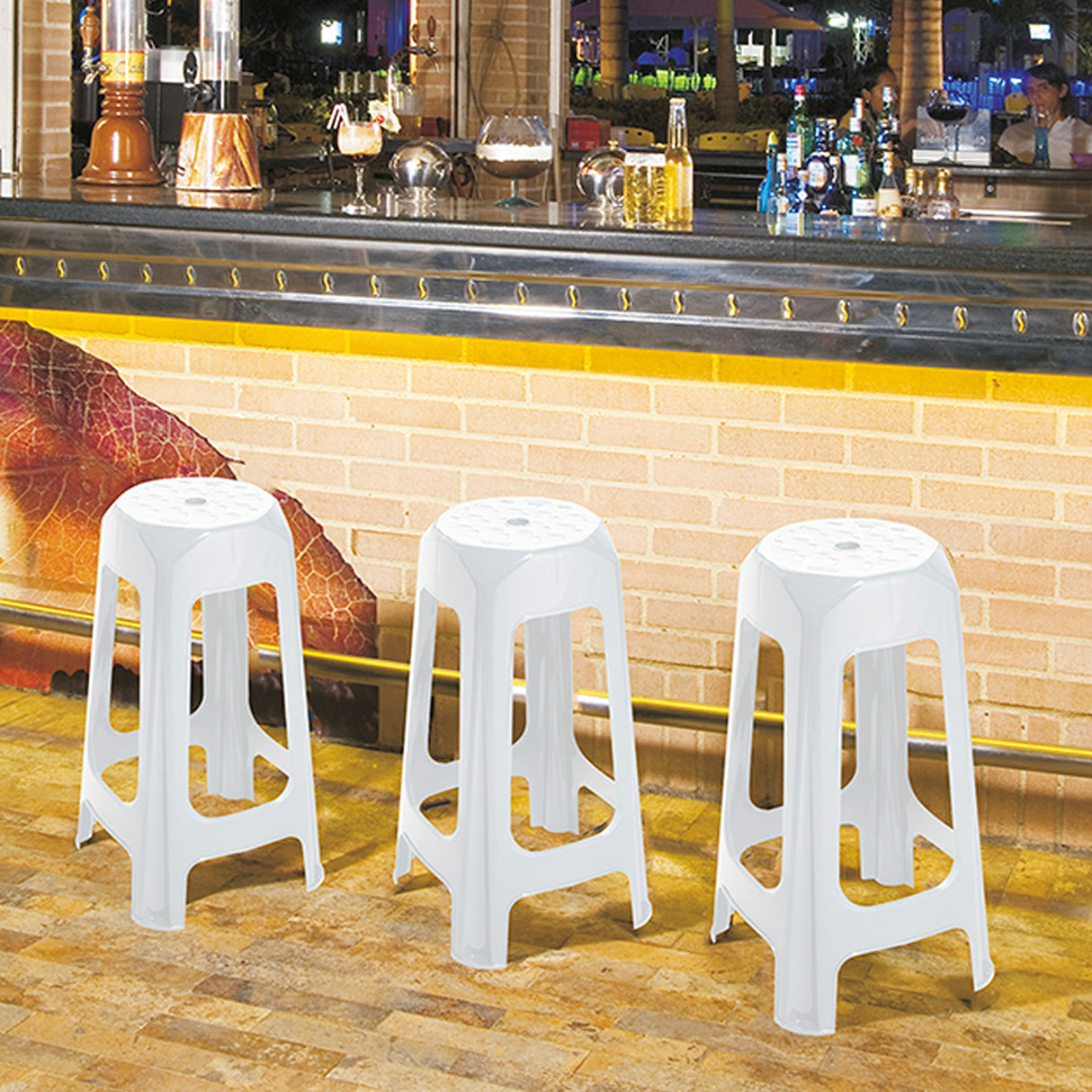 Butaco Rimax Blanco 38.5x69.5cm sin Espaldar y sin Apoya Brazos - SILLAS Y BUTACOS | Bylmo