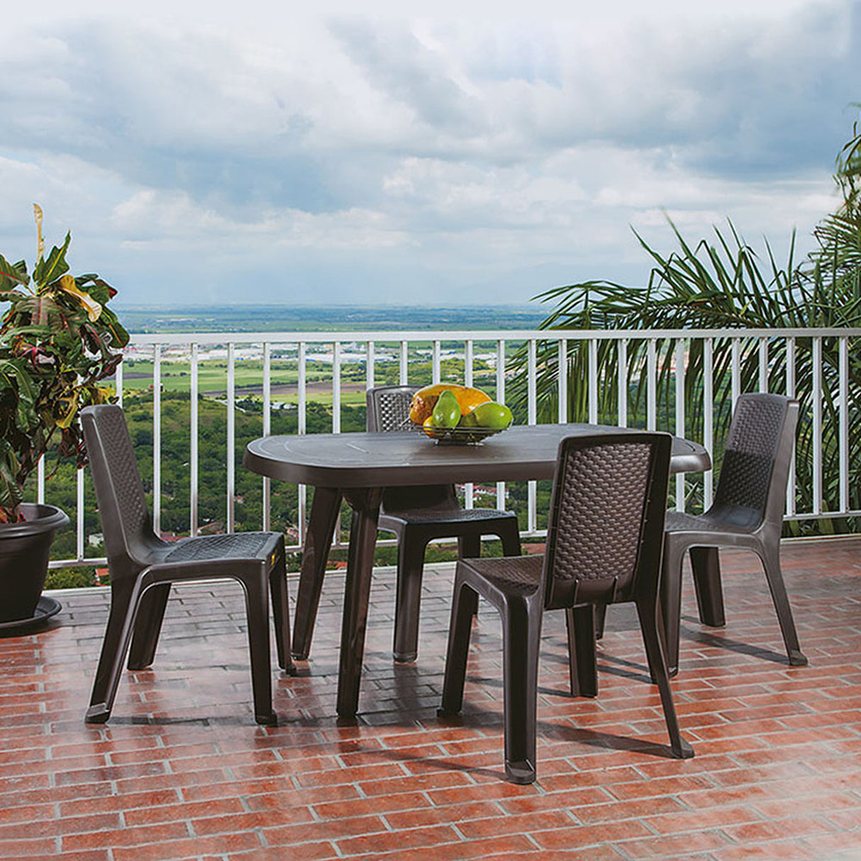 Silla Rimax Eterna Wengue 49x86.5cm con Espaldor y sin Apoya Brazos - SILLAS Y BUTACOS | Bylmo