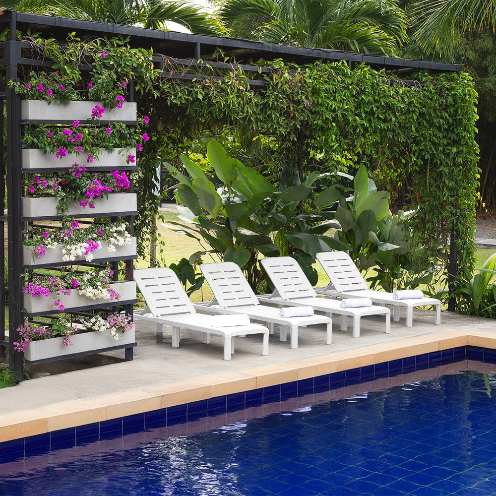 Cama Asoleadora Rimax Barú Blanco 57.5x29cm con Espaldar - SILLAS DE EXTERIOR | Bylmo