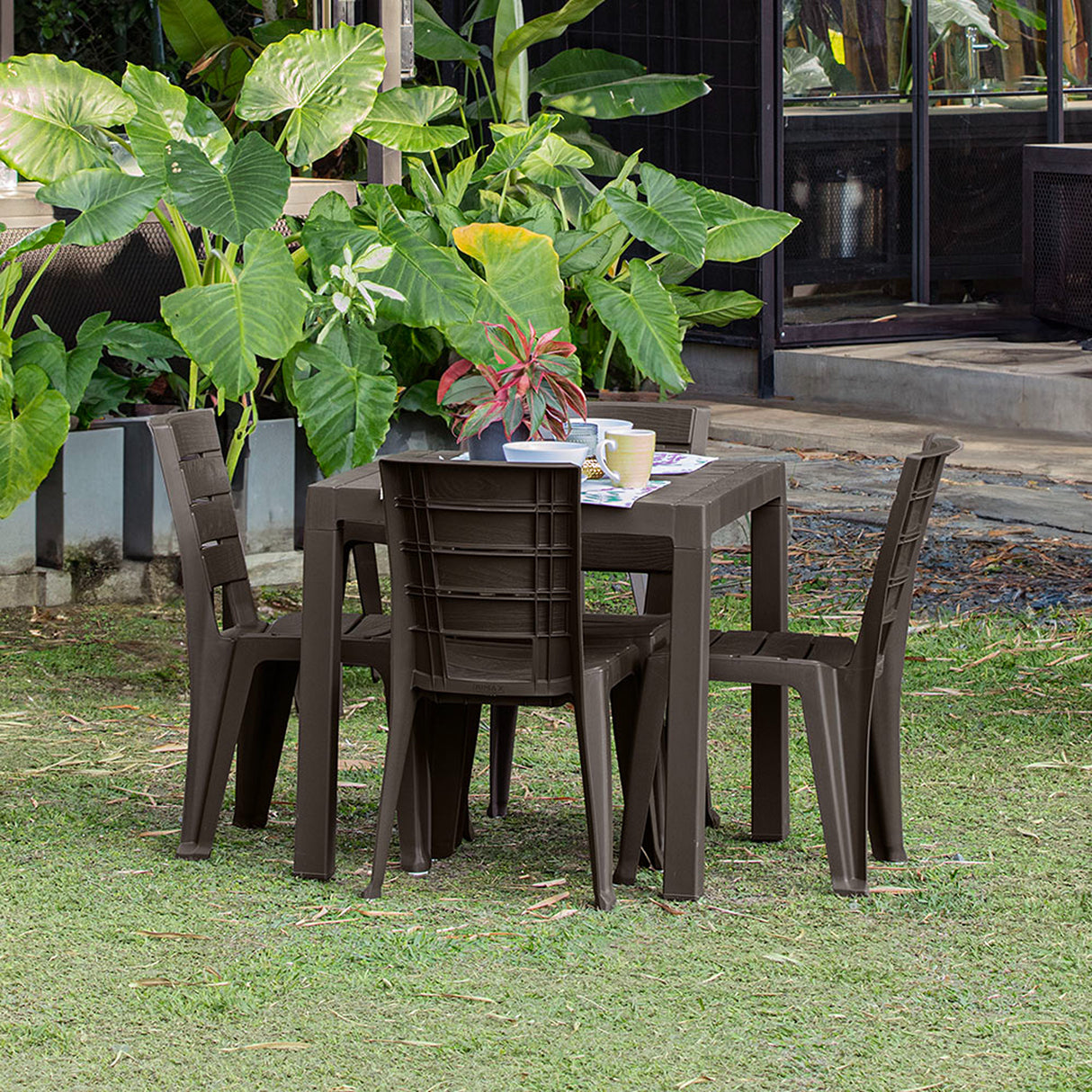 Combo Comedor y 4 Sillas sin Brazos Rimax Barú Wengue 75x73.5cm Cuadrado - COMEDORES | Bylmo