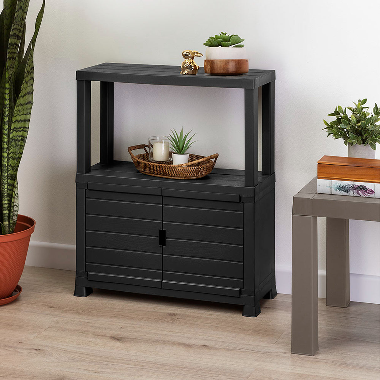 Arrimo Rimax Negro 24.5x72.8cm con Dos Puertas y Un Compartimiento - BIFES Y ARRIMOS | Bylmo