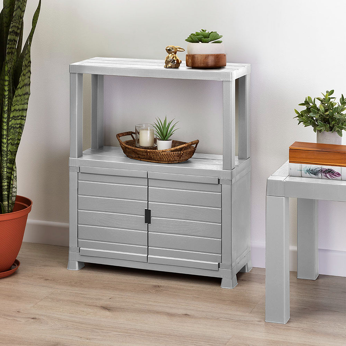 Arrimo Rimax Gris Hielo 24.5x72.8cm con Dos Puertas y Un Compartimiento - BIFES Y ARRIMOS | Bylmo