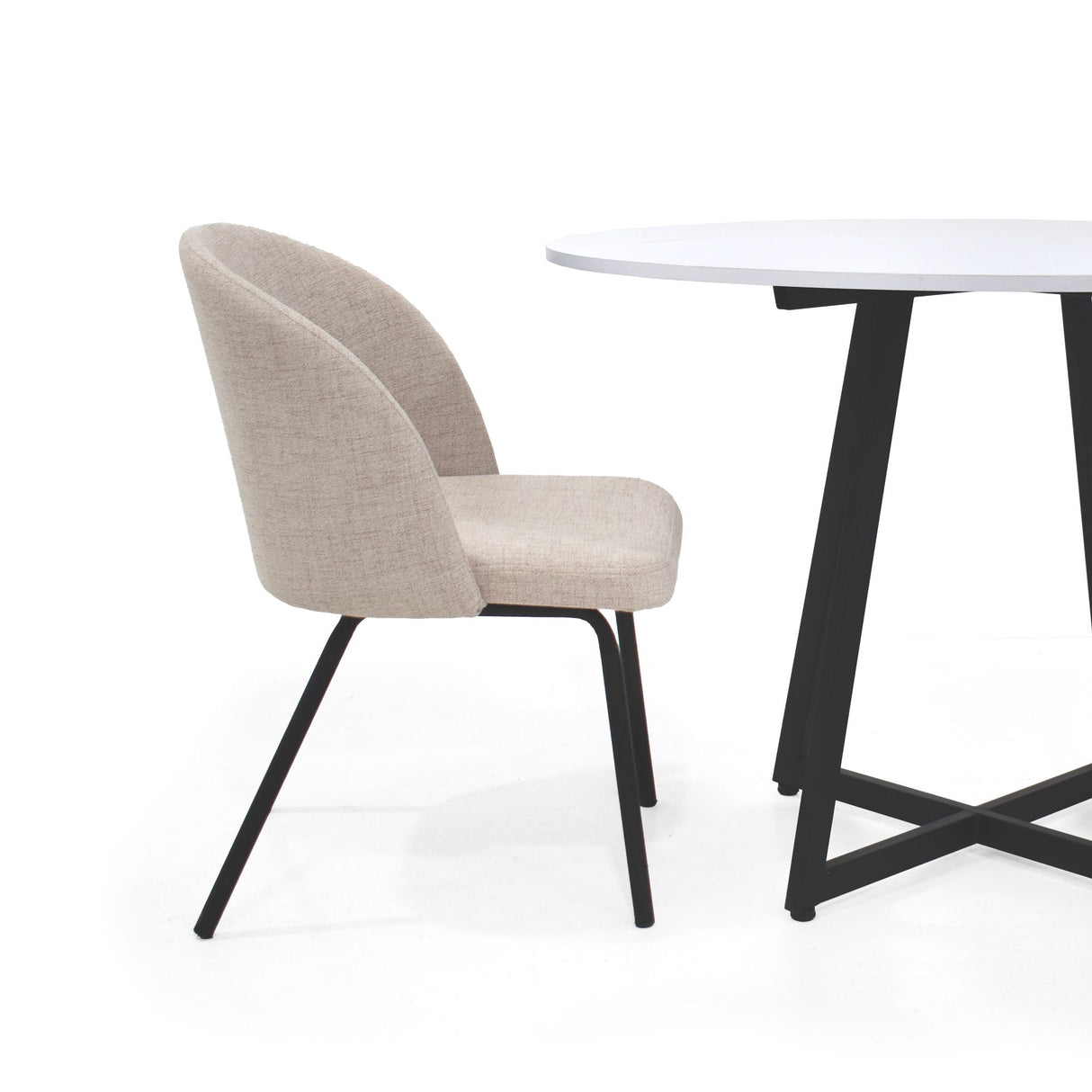 Comedor Malawi Trigo y Blanco 105x76cm Circular de Cuatro Puestos con Cuatro Sillas Osaka - COMEDORES | Bylmo