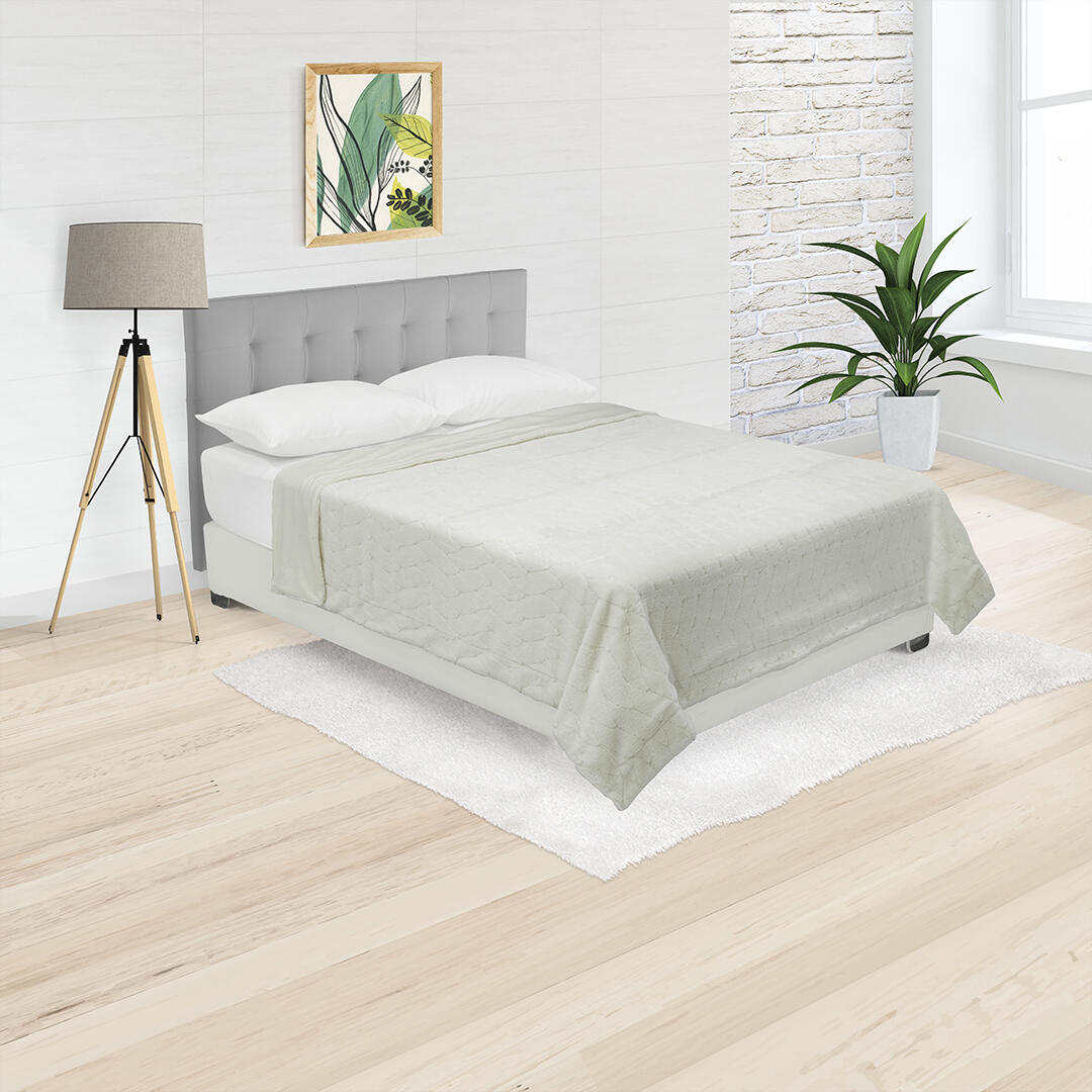 Cobija Layan Blanco 180x200cm Fondo Entero - COBIJAS Y MANTAS | Bylmo