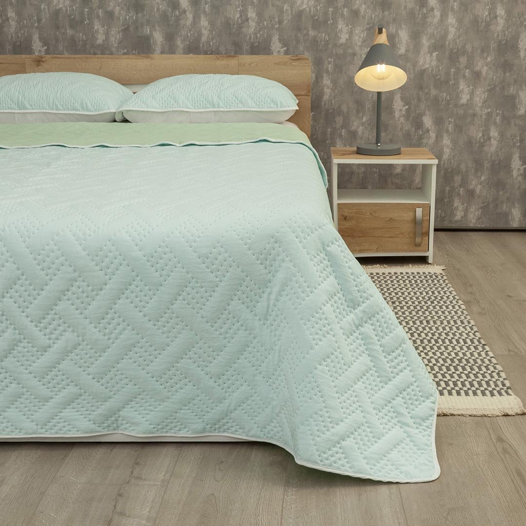 Cubrelecho Termosellado Cotton Sense Verde y Azul para Cama King 200 X 200 Cm Fondo Entero - TENDIDOS Y CUBRELECHOS | Bylmo