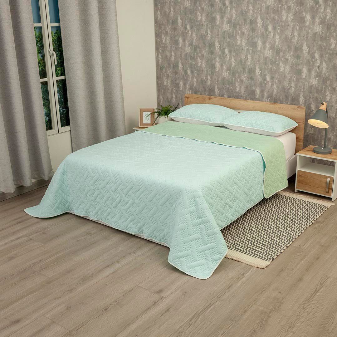 Cubrelecho Termosellado Cotton Sense Verde y Azul para Cama Queen 160 X 190 Cm Fondo Entero - TENDIDOS Y CUBRELECHOS | Bylmo
