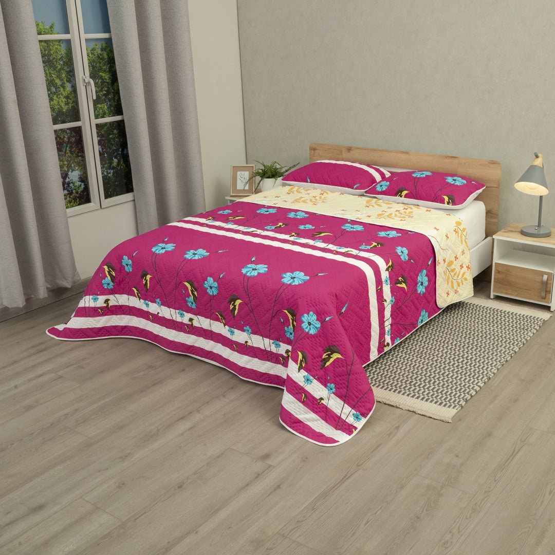 Cubrelecho Doble Faz Canto Tropical Fucsia y Beige Claro para Cama Doble 140 X 190 Cm Prensado de Hojas - TENDIDOS Y CUBRELECHOS | Bylmo