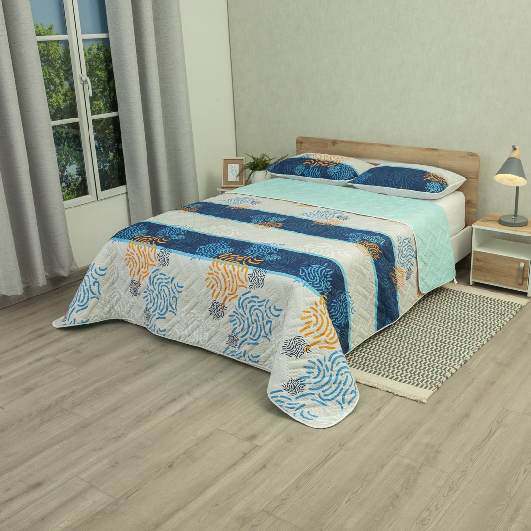 Cubrelecho Doble Faz Vector Fresh Blanco y Azul Claro para Cama Doble 140 X 190 Cm Prensado de Lineas Ondulantes - TENDIDOS Y CUBRELECHOS | Bylmo