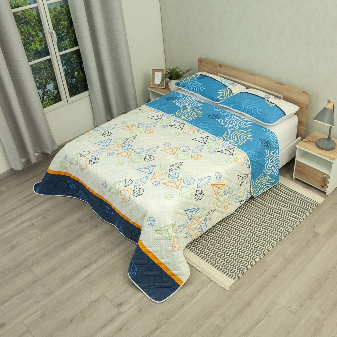 Cubrelecho Doble Faz Versos Cruzados Blanco y Azul para Cama Doble 140 X 190 Cm Prensado de Lineas Ondulantes - TENDIDOS Y CUBRELECHOS | Bylmo