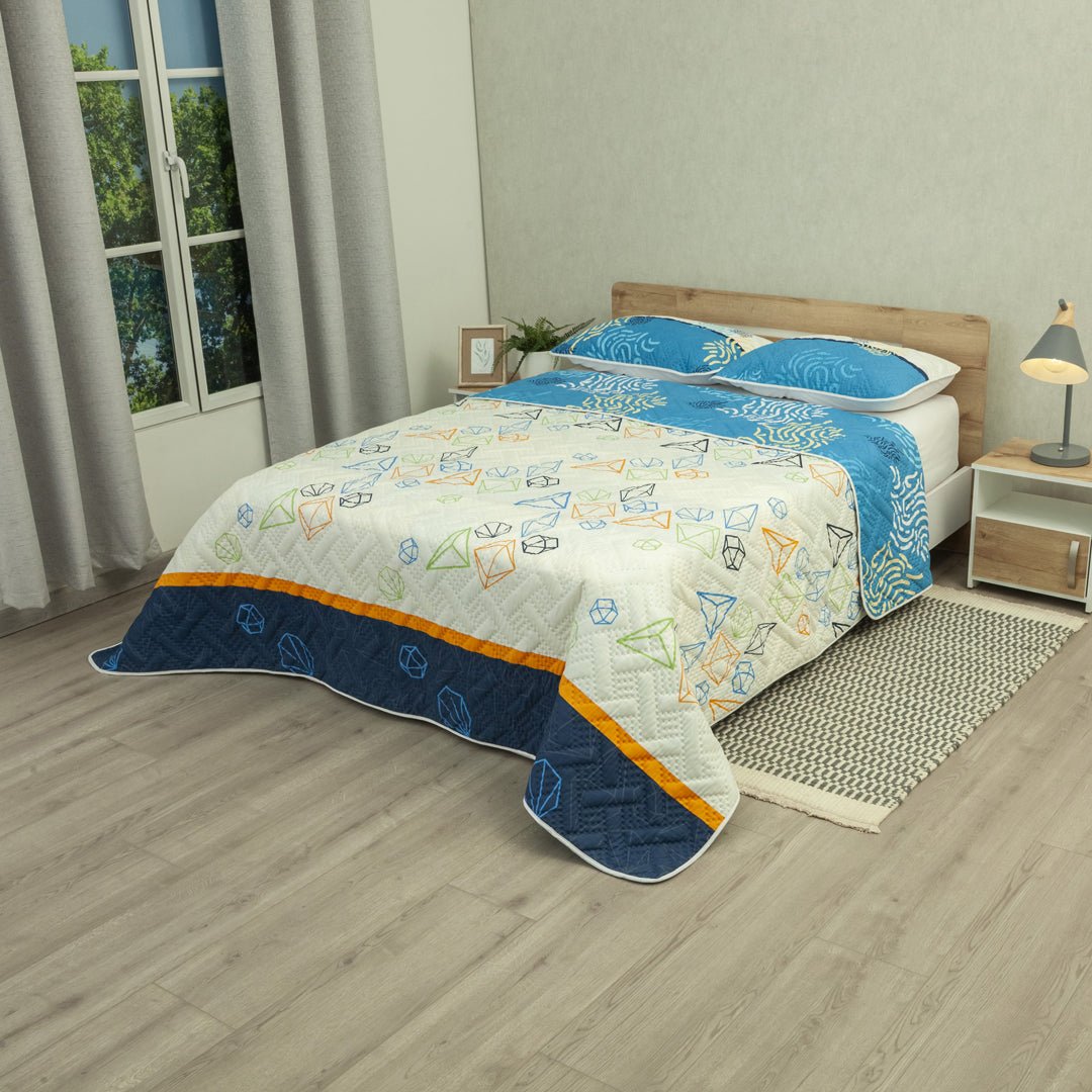 Cubrelecho Doble Faz Versos Cruzados Blanco y Azul para Cama Doble 140 X 190 Cm Prensado de Lineas Ondulantes - TENDIDOS Y CUBRELECHOS | Bylmo